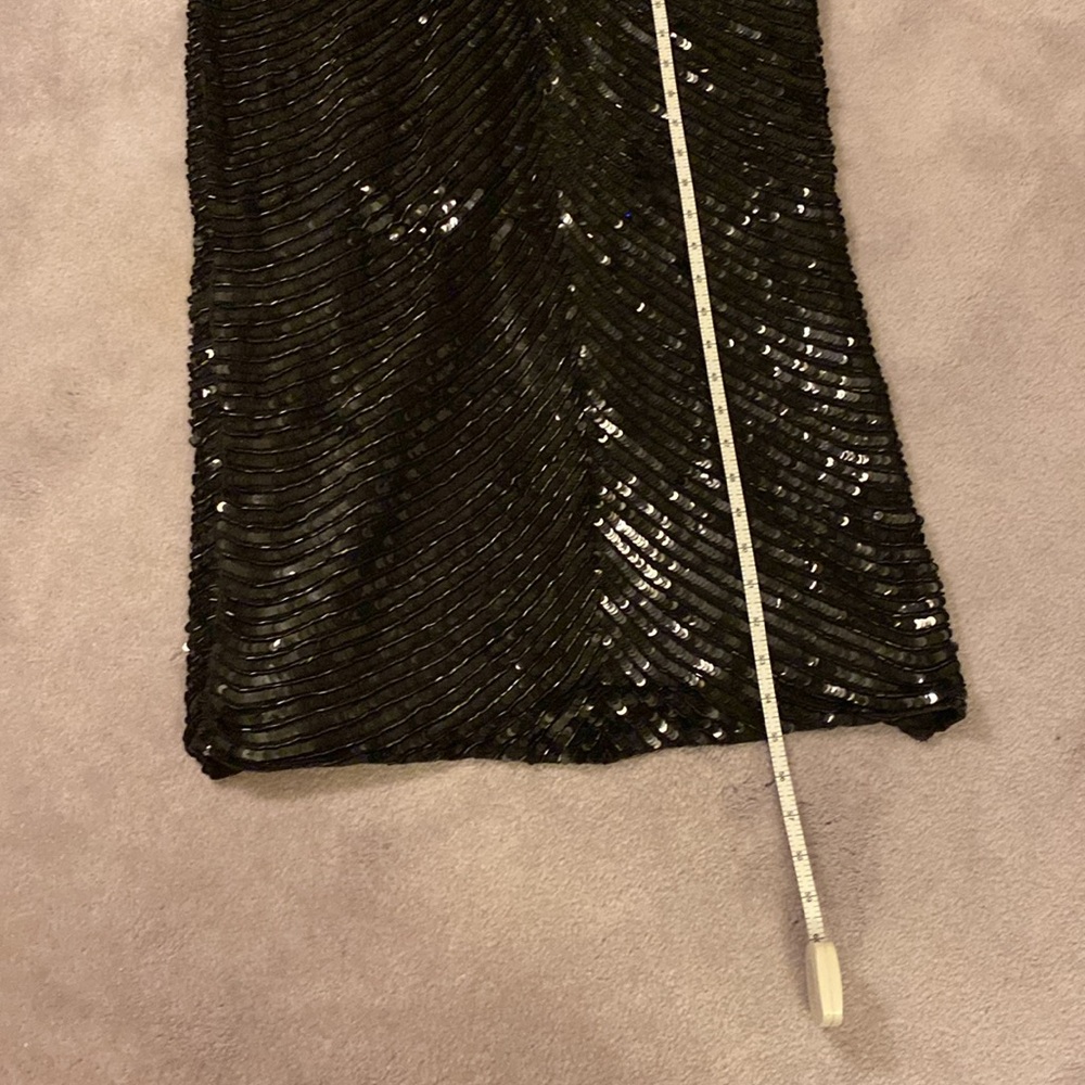 Exquisite Vintage Sequin column gown w/ Sexy V-Back - Picture 12 of 12
